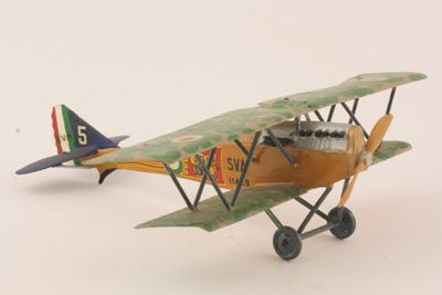 Foto Modello di aereo Ansaldo SVA 5 Italia 1918 IGB-015163_20100131_002.jpg