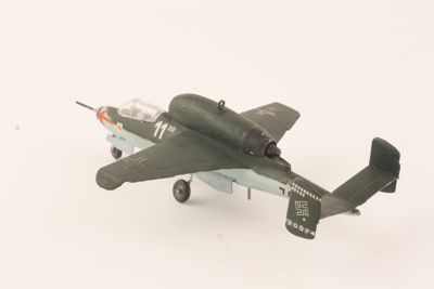 Foto Modello di aereo Heinkel He 162 A-2 Salamander Germania 1944 IGB-015187_20100201_002.jpg