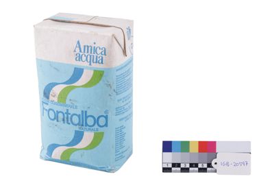 Foto Cartoccio Tetra Brik amica acqua Fontalba usato a bordo dei sottomarini classe Toti IGB-020597_20260624_002.JPG