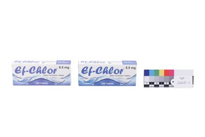 Foto Coppia di confezioni di El-Chlor, pastiglie cloranti e ossidanti per la depurazione dell'acqua da 8,5 mg IGB-021006-3_20260624_004.JPG