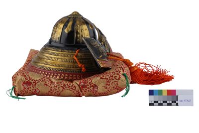 Foto Modellino di Elmo da Samurai in ghisa o acciaio IGB-015748_20251217_008.jpg