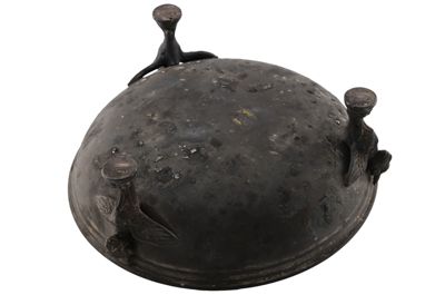 Foto Coppa in argento con tre piedini a grifo IGB-001263_20251001_008.JPG