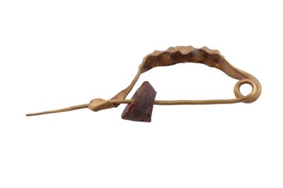 Fibula piccola in oro con ambre IGB-5269