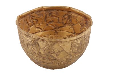 Coppetta sbalzata in oro IGB-5281