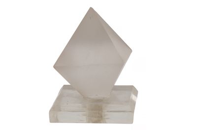 Modello di una delle fasi di produzione del brillante IGB-5711-1