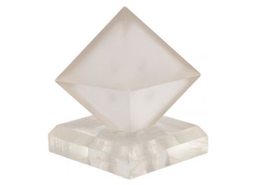 Modello di una delle fasi di produzione del brillante IGB-5711-2