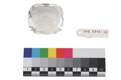 Foto Copia del brillante Jubilee (245 carati) IGB-005712-13_20250912_004.jpg