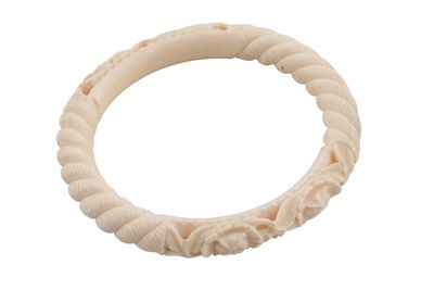 Foto Bracciale in avorio lavorato IGB-009603_20260610_003.JPG