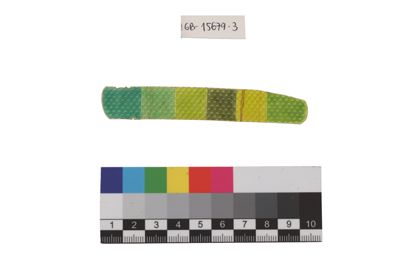 Foto Esempio di smaltatura sull'argento, tonalità di verde IGB-015679-03_20250910_002.jpg