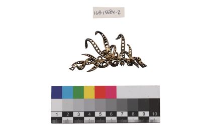 Foto Oggetto in argento pronto per l'incasso delle pietre IGB-015684-02_20250910_004.jpg