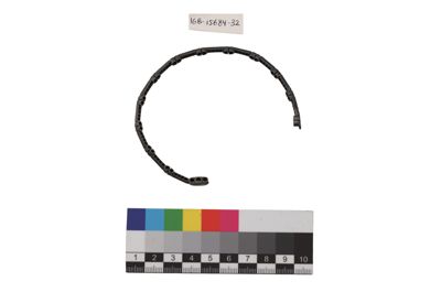 Foto Oggetto in argento pronto per l'incasso delle pietre IGB-015684-32_20250910_002.jpg