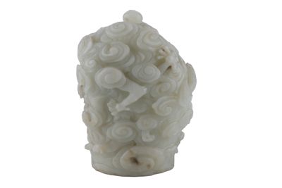 Foto Scultura in nefrite raffigurante lotta di draghi imperiali tra nubi IGB-001177_20251217_013.jpg
