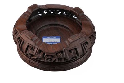 Foto Scultura in nefrite raffigurante lotta di draghi imperiali tra nubi IGB-001177_20251217_023.jpg