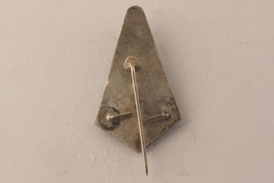 Foto Distintivo non identificato con data 1928 e iscrizione 2ZP e N IGB-014746_20091029_002.jpg