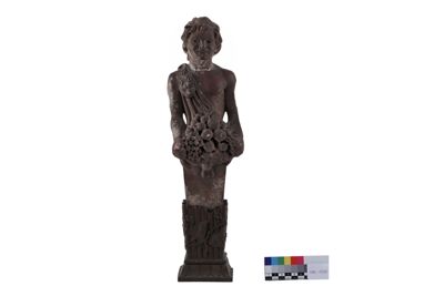 Foto Staua raffigurante faunetto e cesto di frutta IGB-001258_20251217_002.jpg