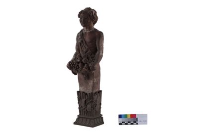 Foto Staua raffigurante faunetto e cesto di frutta IGB-001258_20251217_004.jpg