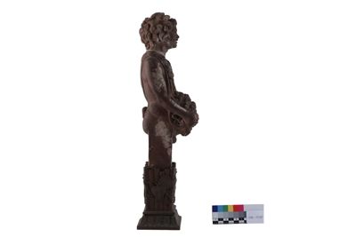Foto Staua raffigurante faunetto e cesto di frutta IGB-001258_20251217_012.jpg