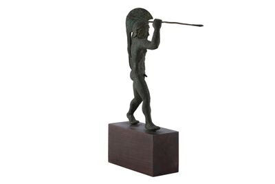 Foto Statuetta in bronzo in stile etrusco-romano con figura di guerriero IGB-001272_20251217_007.jpg
