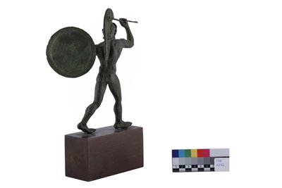 Foto Statuetta in bronzo in stile etrusco-romano con figura di guerriero IGB-001272_20251217_012.jpg