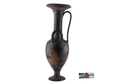 Foto Lekythos in terracotta con tre anse a figure rosse in stile etrusco-neoattico IGB-001306_20251217_006.jpg