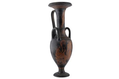 Foto Lekythos in terracotta con tre anse a figure rosse in stile etrusco-neoattico IGB-001306_20251217_015.jpg