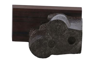 Foto Frammento di statua egizia stante in porfido IGB-001321_20251217_015.jpg