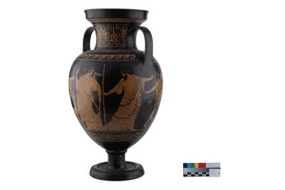 Foto Anfora in terracotta con due anse a figure rosse in stile etrusco-neoattico IGB-001325_20251217_012.jpg