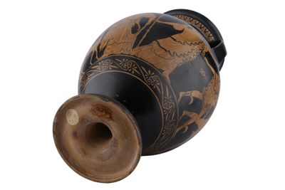 Foto Anfora in terracotta con due anse a figure rosse in stile etrusco-neoattico IGB-001325_20251217_017.jpg