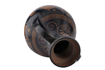 Foto Anfora in terracotta con due anse a figure rosse in stile etrusco-neoattico IGB-001328_20251217_019.jpg