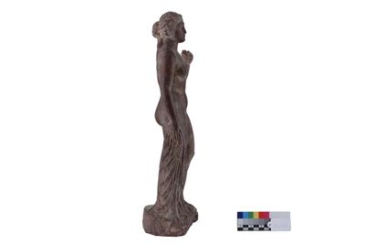 Foto Statuetta in marmo rosso raffigurante Venere IGB-001329_20251217_014.jpg