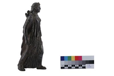 Foto Statuetta in argento raffigurante Artemide IGB-001336_20251217_004.jpg