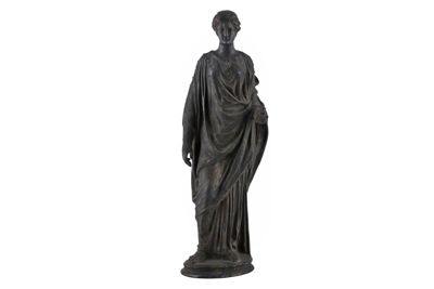Foto Statuetta in argento raffigurante una matrona IGB-001377_20251217_001.jpg