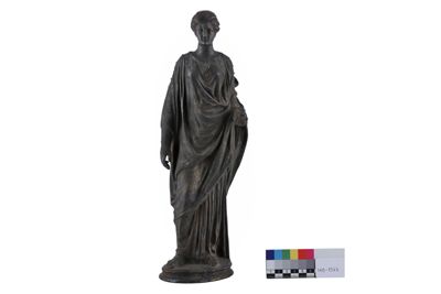 Foto Statuetta in argento raffigurante una matrona IGB-001377_20251217_002.jpg