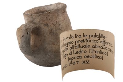 Foto Vaso di epoca neolitica IGB-005235_20250912_005.jpg