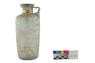 Foto Bottiglia monoansata a corpo cilindrico in vetro soffiato II-III secolo d.C. IGB-005296_20250910_002.jpg