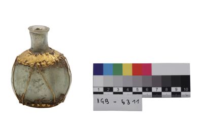 Foto Vasetto iridescente in vetro scavo IGB-005311_20250613_003.JPG