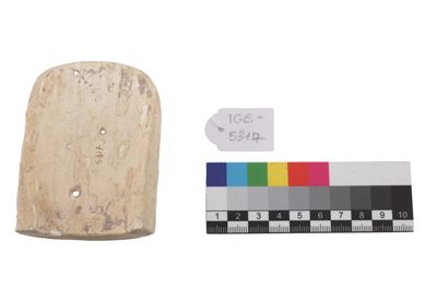 Foto Placca in gesso in stile etrusco con guerriero a cavallo IGB-005317_20250912_004.jpg