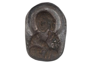 Foto Borchia da messale con figura di santo IGB-005328-3_20251001_003.JPG