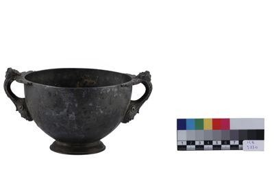 Foto Coppa in argento in stile etrusco-romano IGB-005330_20251217_006.jpg