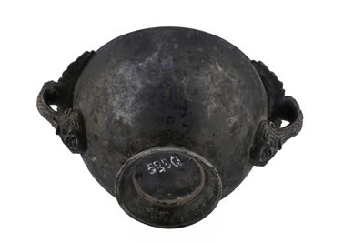 Foto Coppa in argento in stile etrusco-romano IGB-005330_20251217_011.jpg