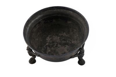 Foto Coppa in argento in stile etrusco-romano IGB-005332_20251217_009.jpg