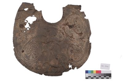 Foto Frammento di urna raffigurante una donna IGB-005343_20251001_002.JPG