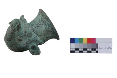 Foto Rython in rame inciso e terminante a forma di testa di bue IGB-010654_20251217_002.jpg