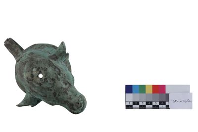 Foto Rython in rame inciso e terminante a forma di testa di bue IGB-010654_20251217_010.jpg