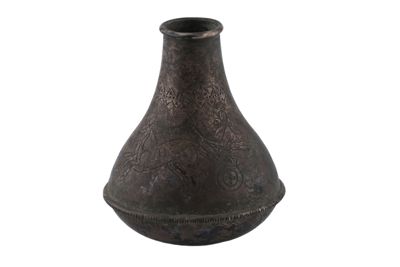 Foto Recipiente con decorazione a incisione graffita IGB-020815_20251217_005.jpg