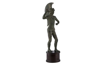 Foto Statuetta di guerriero in stile etrusco IGB-001277_20251217_015.jpg