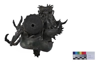 Foto Gruppo in bronzo raffigurante un drago e divinità IGB-001450_20251217_016.jpg