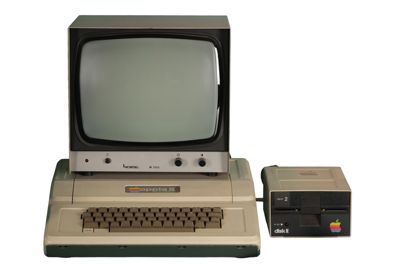 Foto Computer Apple II Europlus con monitor compatibile, floppy drive esterno IGB-014615_20260323_005.jpg