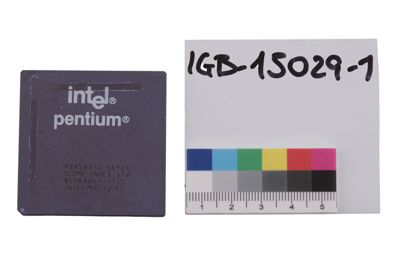 Foto Microprocessore Intel Pentium (P54), 75 MHz, 600 nm IGB-015029-1_20260323_002.JPG