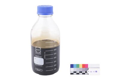 Foto Campione di petrolio grezzo MELLITAH, 42.3 °API (0.814 g/cm3) IGB-012386_20260624_002.JPG